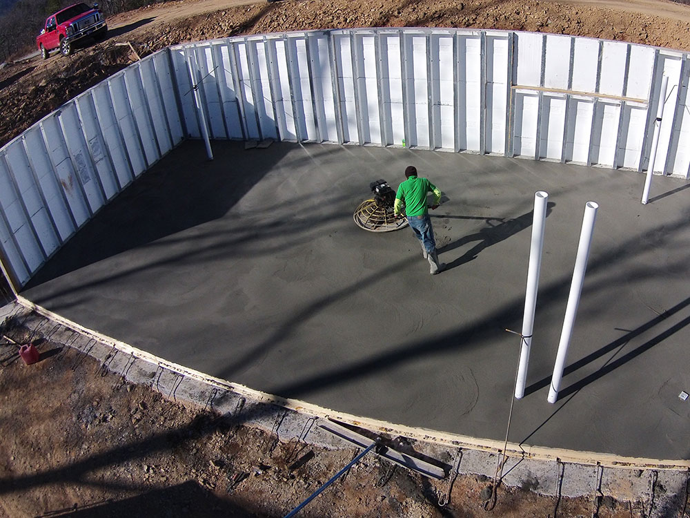 precast walls in place with smoothing of concrete floor