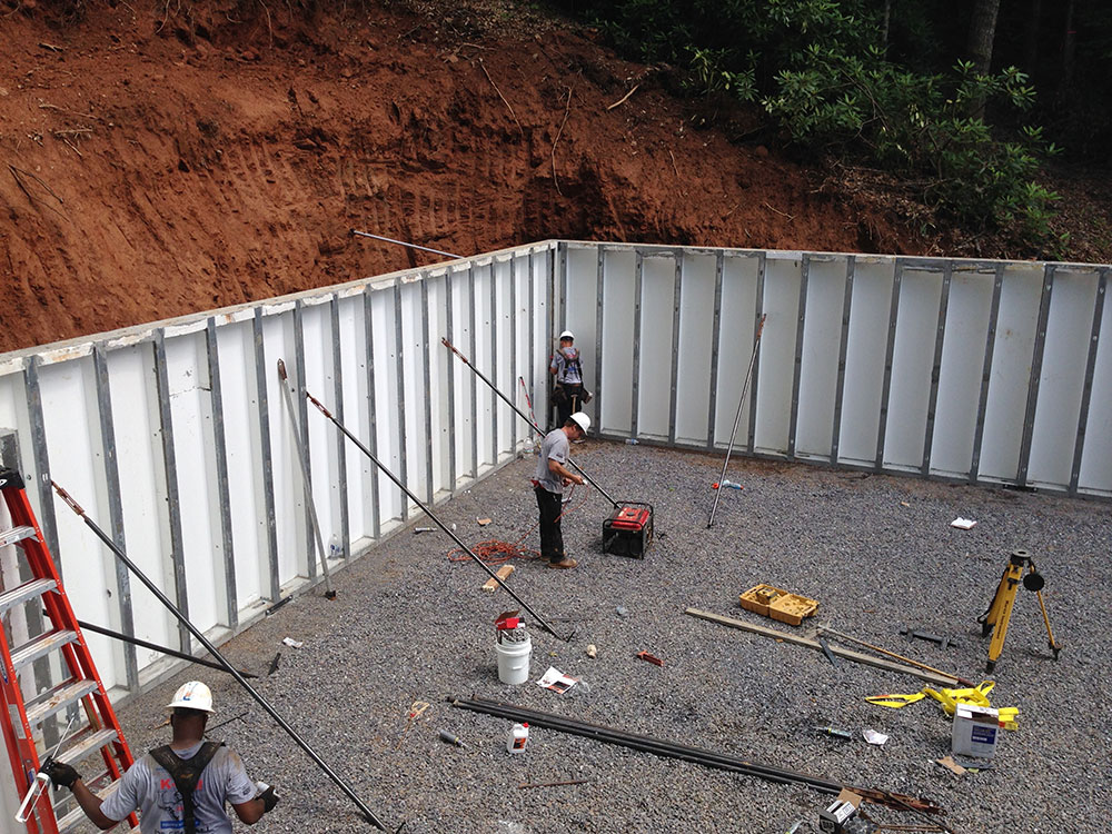 precast walls being installed